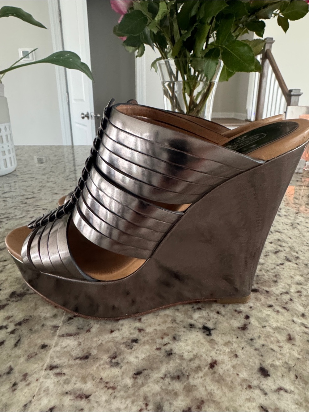 COACH Bristol Women's Silver/Chrome Metallic Strappy Slide Wedges SZ 6.5 - Picture 6 of 10